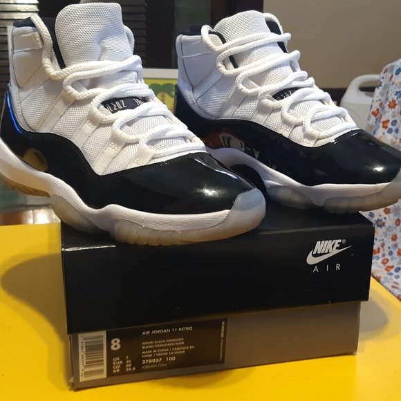 Jordan 11 Concord (2018) - Picture 1 of 7